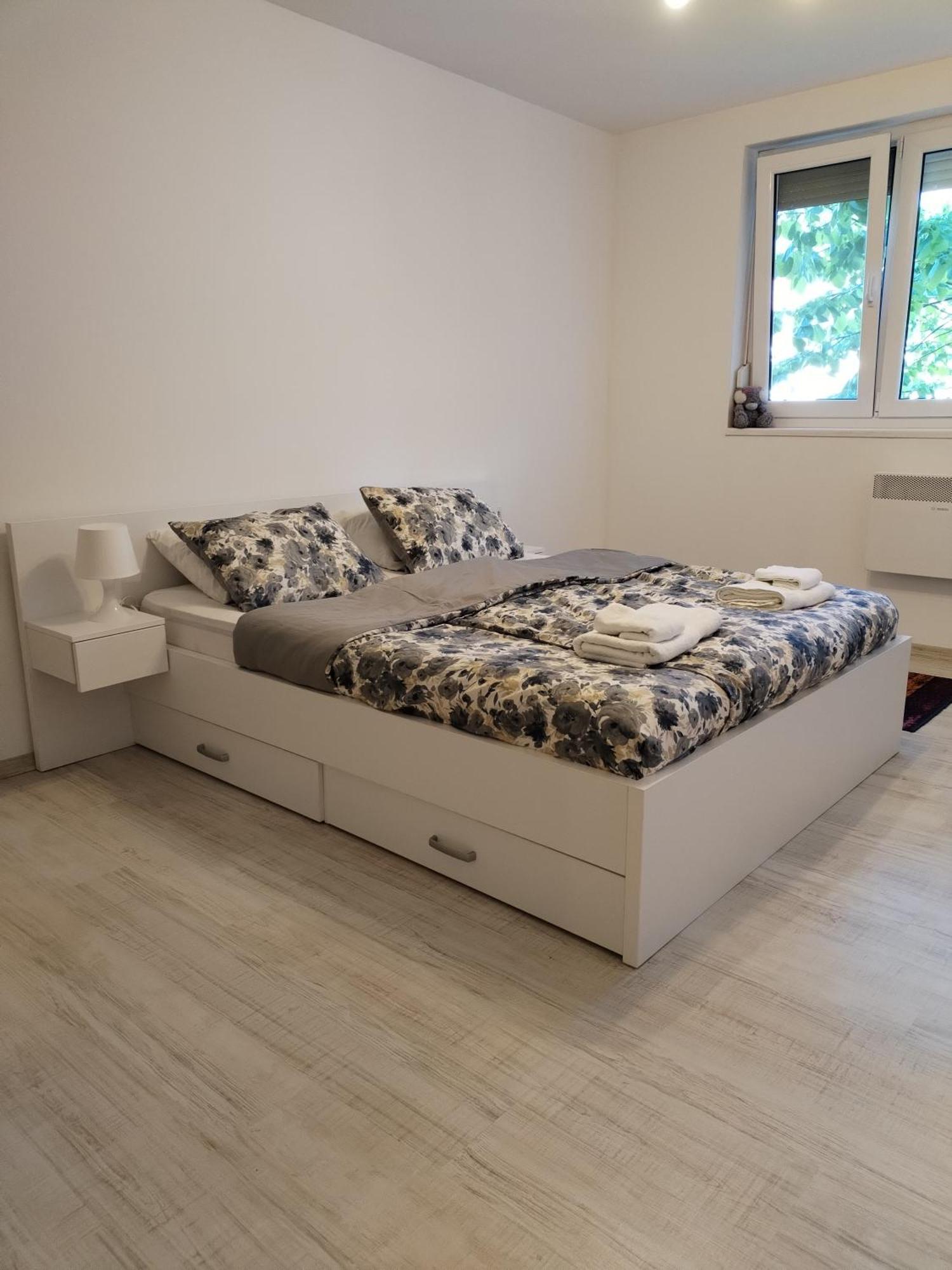 Apartman Milica Вършац Екстериор снимка